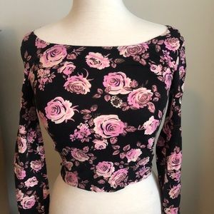 LOWEST PRICE Forever 21 Size S Floral L/S crop top